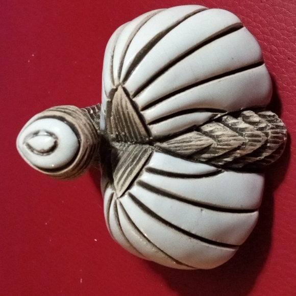 Pelican figurine - Picture 3 of 10